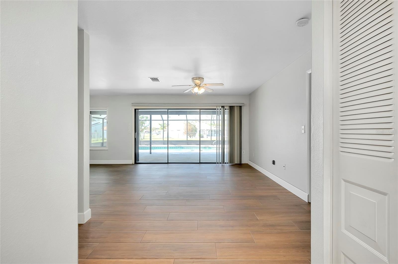 4625 PAN AMERICAN BLVD, NORTH PORT, FL, 34287