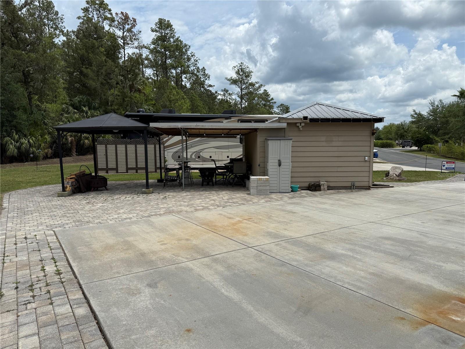 10323 NE 28TH LOOP, SILVER SPRINGS, FL, 34488