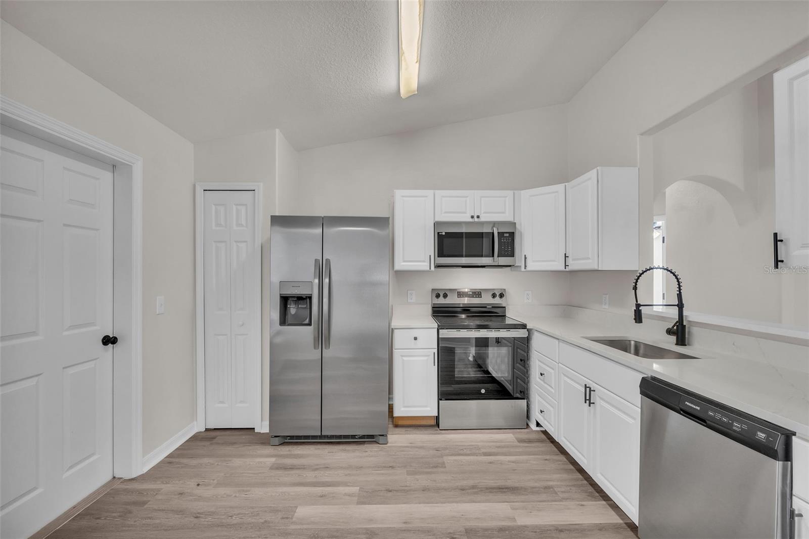 722 PELICAN CT, KISSIMMEE, FL, 34759