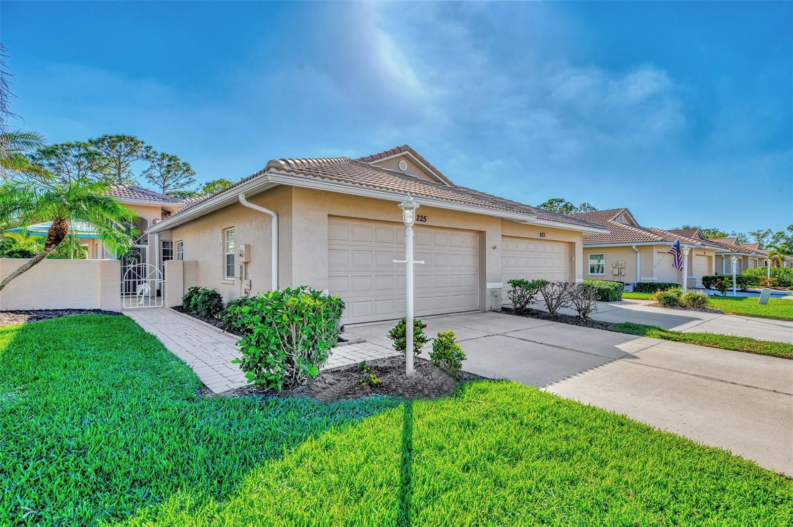 225 AUBURN WOODS CIR, VENICE, FL, 34292