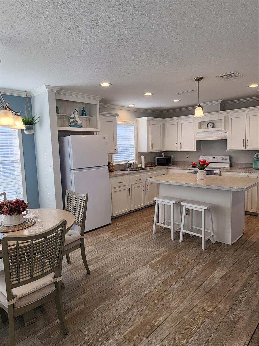 919 50TH AVE W, BRADENTON, FL, 34207