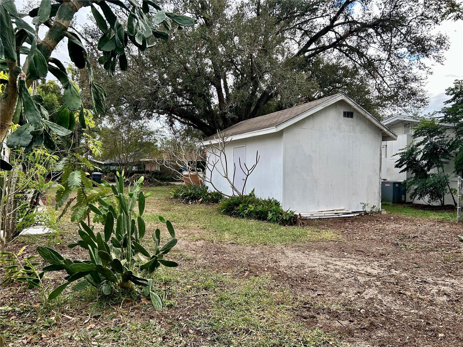 217 W LAKE INA DR, WINTER HAVEN, FL, 33884