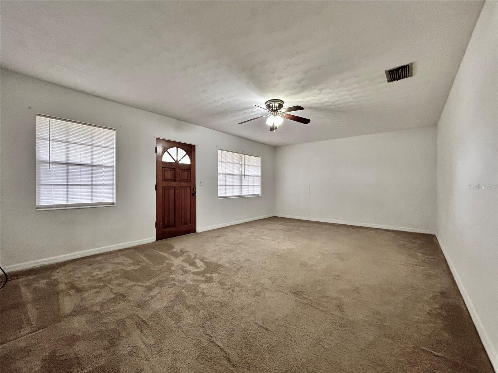 217 W LAKE INA DR, WINTER HAVEN, FL, 33884