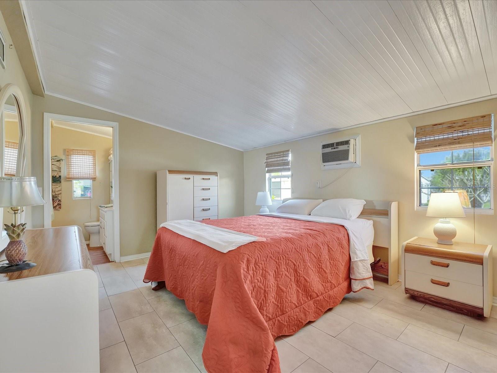 118 SAINT PIERRES WAY, APOLLO BEACH, FL, 33572