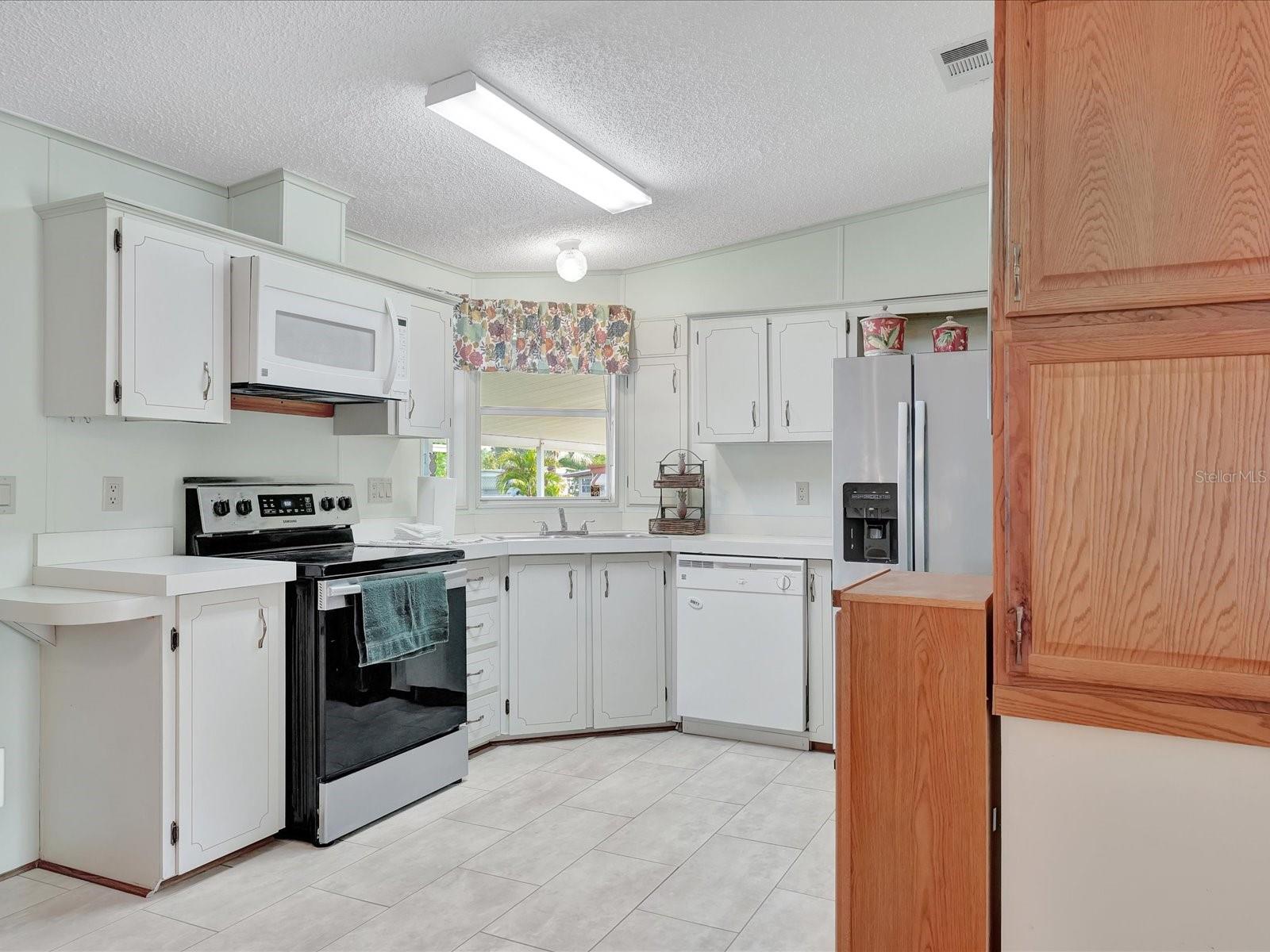 118 SAINT PIERRES WAY, APOLLO BEACH, FL, 33572