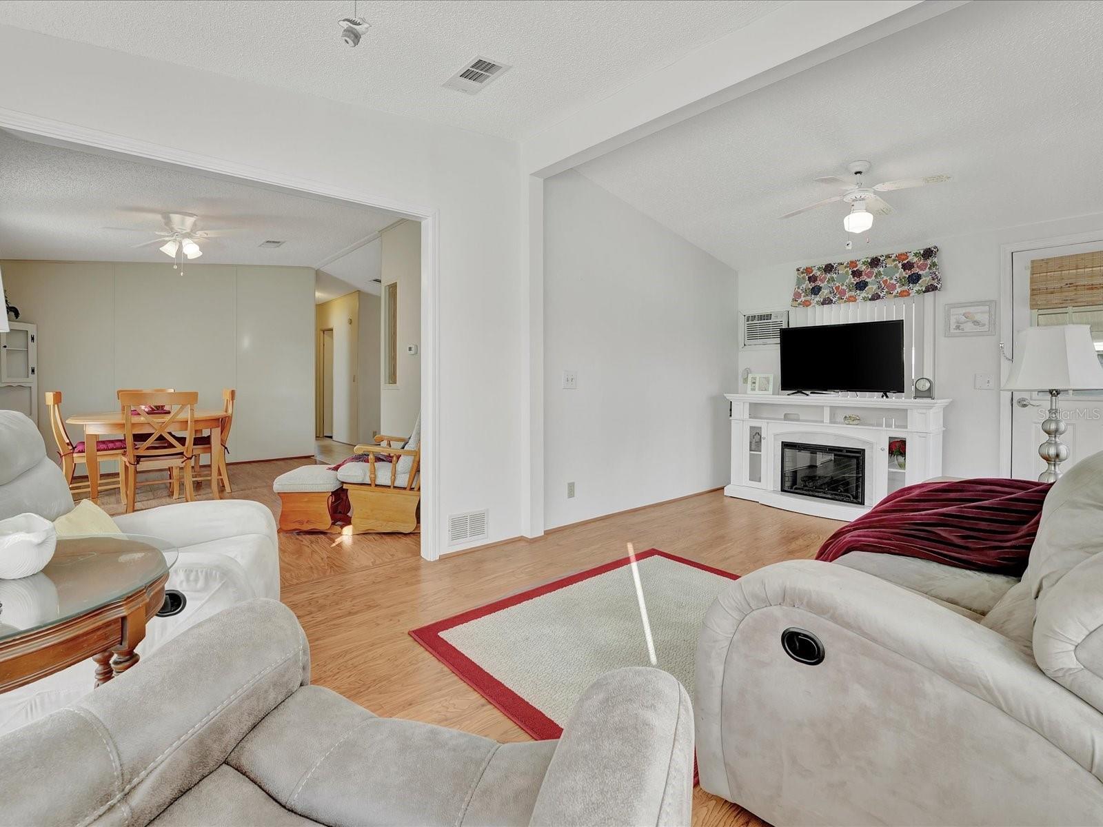 118 SAINT PIERRES WAY, APOLLO BEACH, FL, 33572
