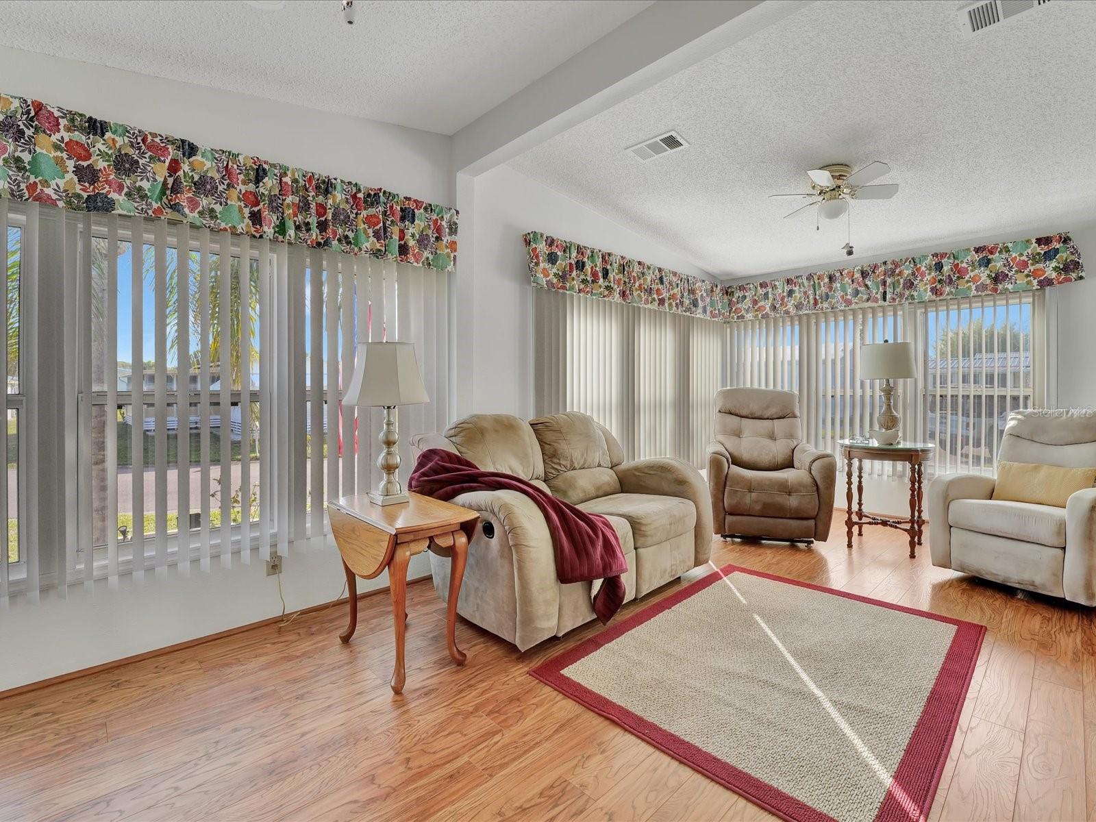 118 SAINT PIERRES WAY, APOLLO BEACH, FL, 33572