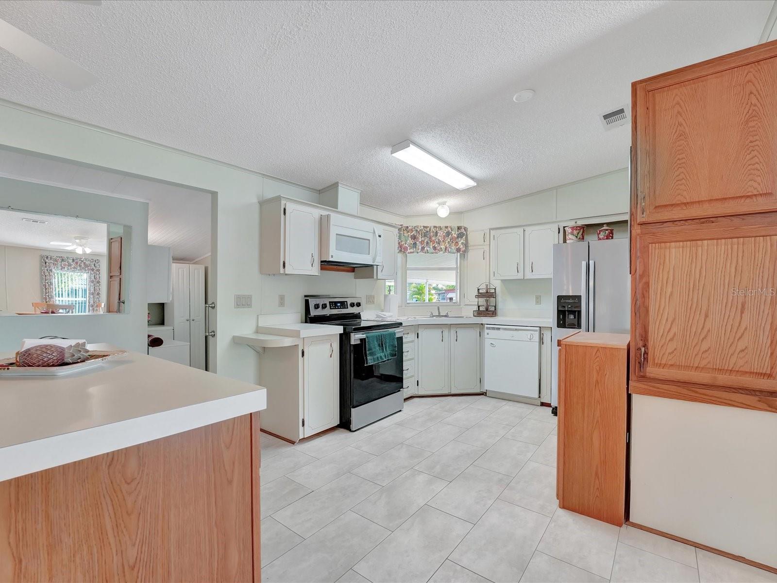 118 SAINT PIERRES WAY, APOLLO BEACH, FL, 33572