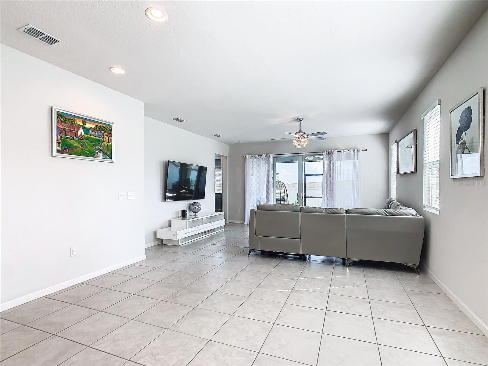 492 BUCHANNAN DR, DAVENPORT, FL, 33837