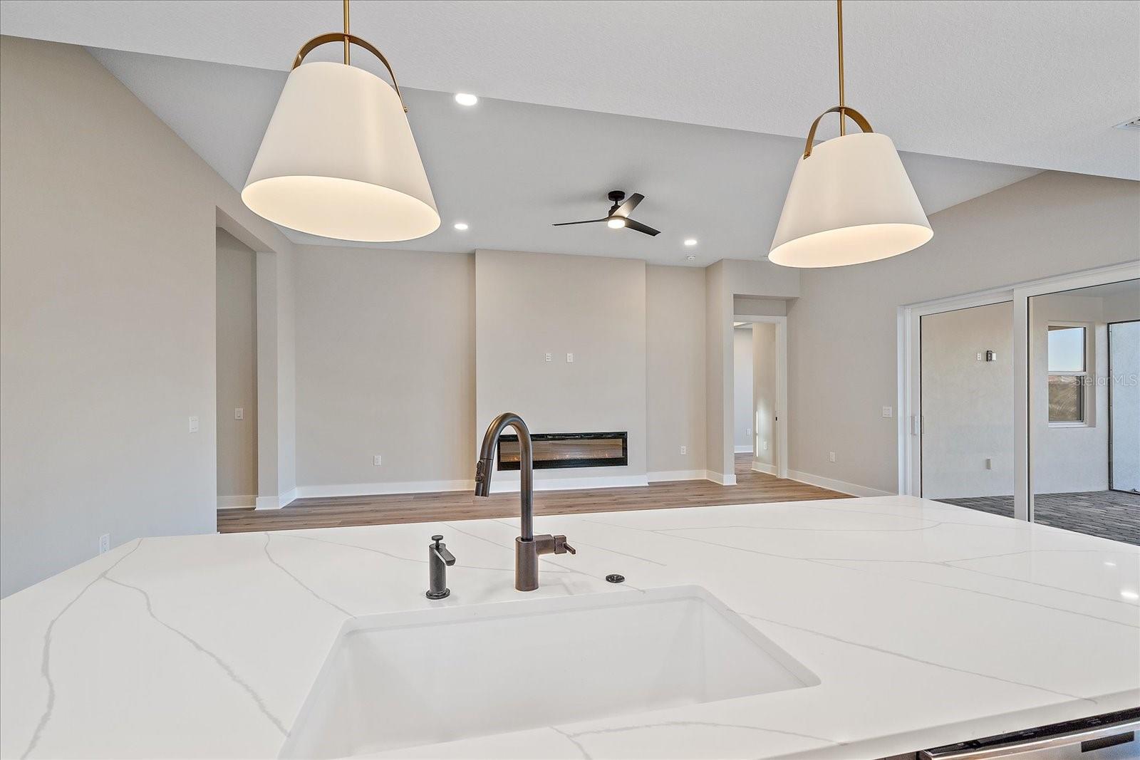 8387 WINDBOUND CT, SARASOTA, FL, 34240