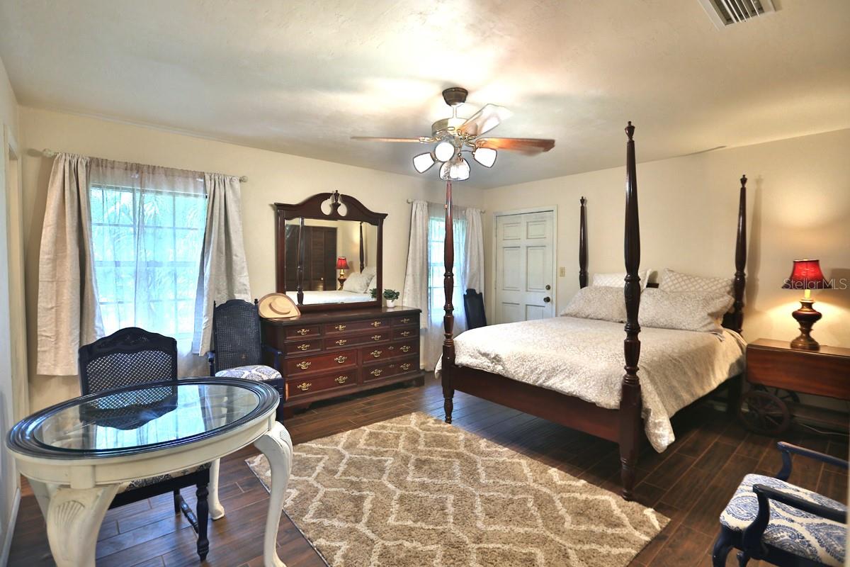 18108 SE COUNTY ROAD 2082, HAWTHORNE, FL, 32640