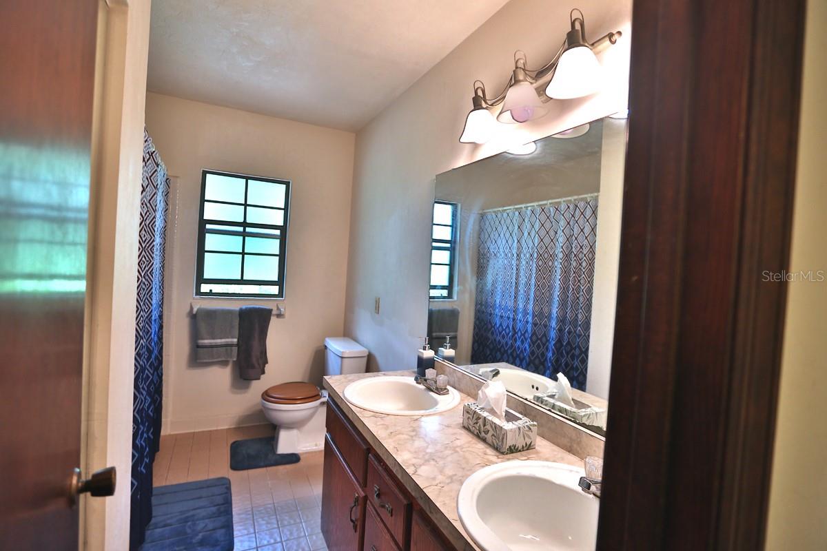 18108 SE COUNTY ROAD 2082, HAWTHORNE, FL, 32640