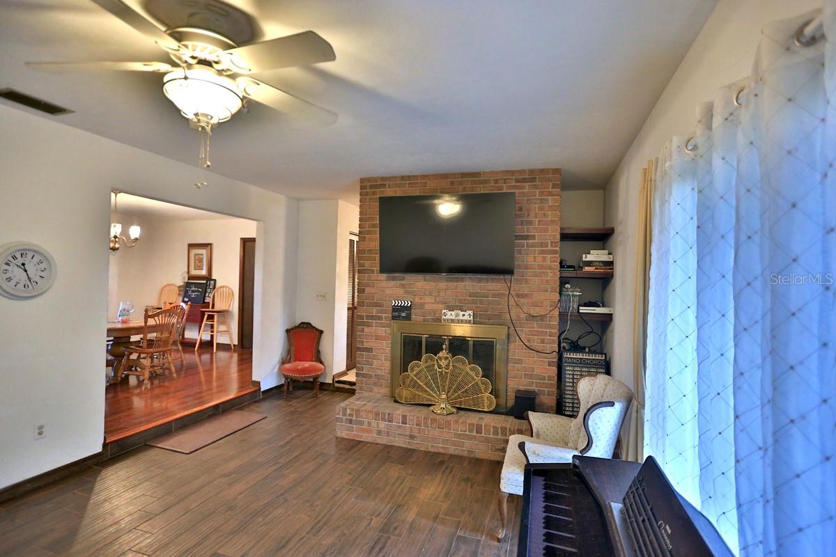 18108 SE COUNTY ROAD 2082, HAWTHORNE, FL, 32640