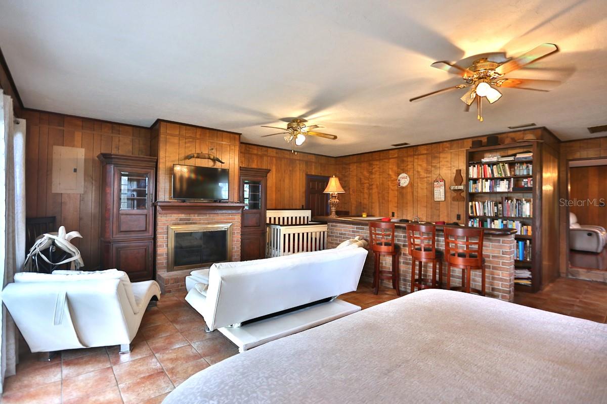18108 SE COUNTY ROAD 2082, HAWTHORNE, FL, 32640