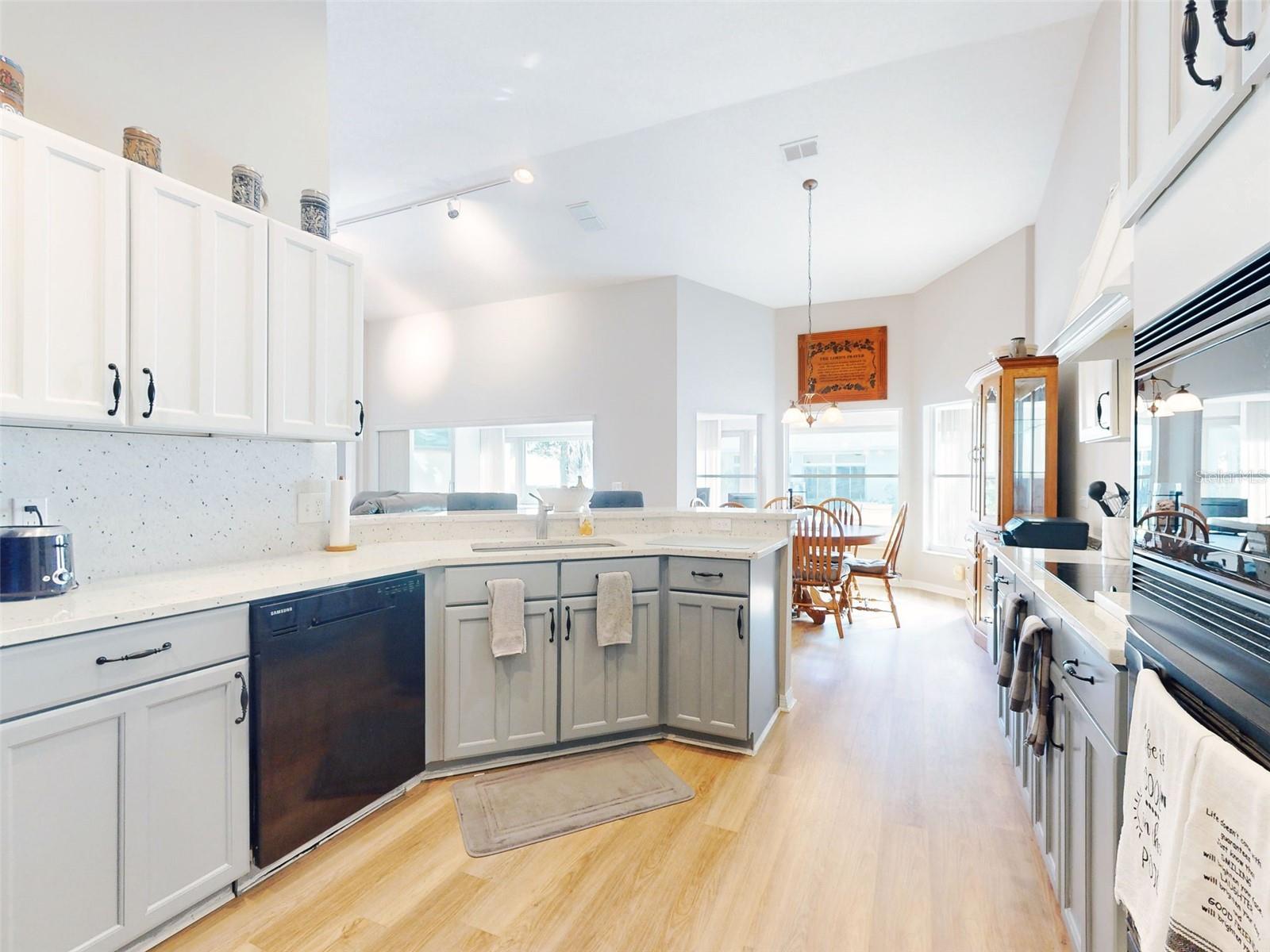 27018 NATURE VIEW ST, LEESBURG, FL, 34748