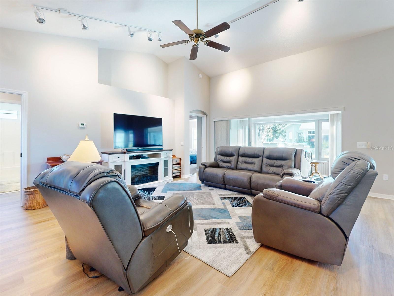 27018 NATURE VIEW ST, LEESBURG, FL, 34748