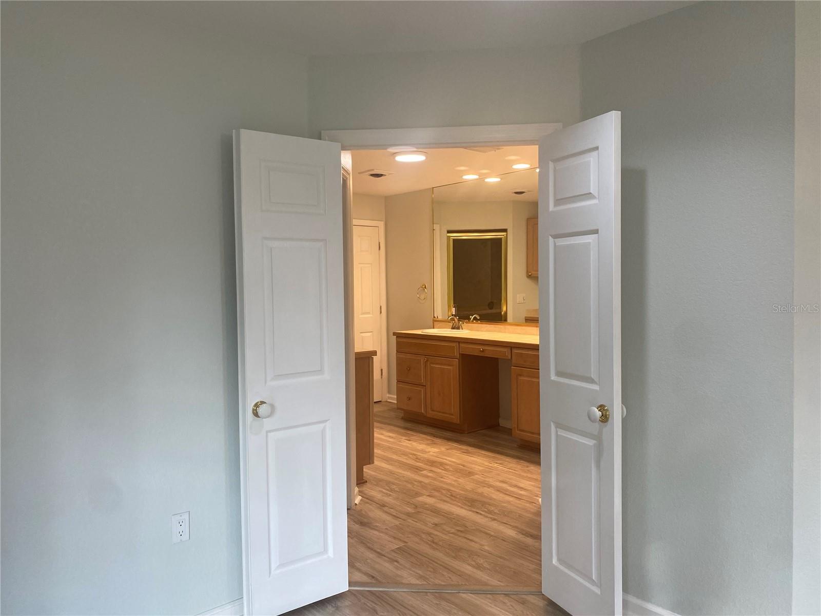 1881 OAK PARK DR N, CLEARWATER, FL, 33764