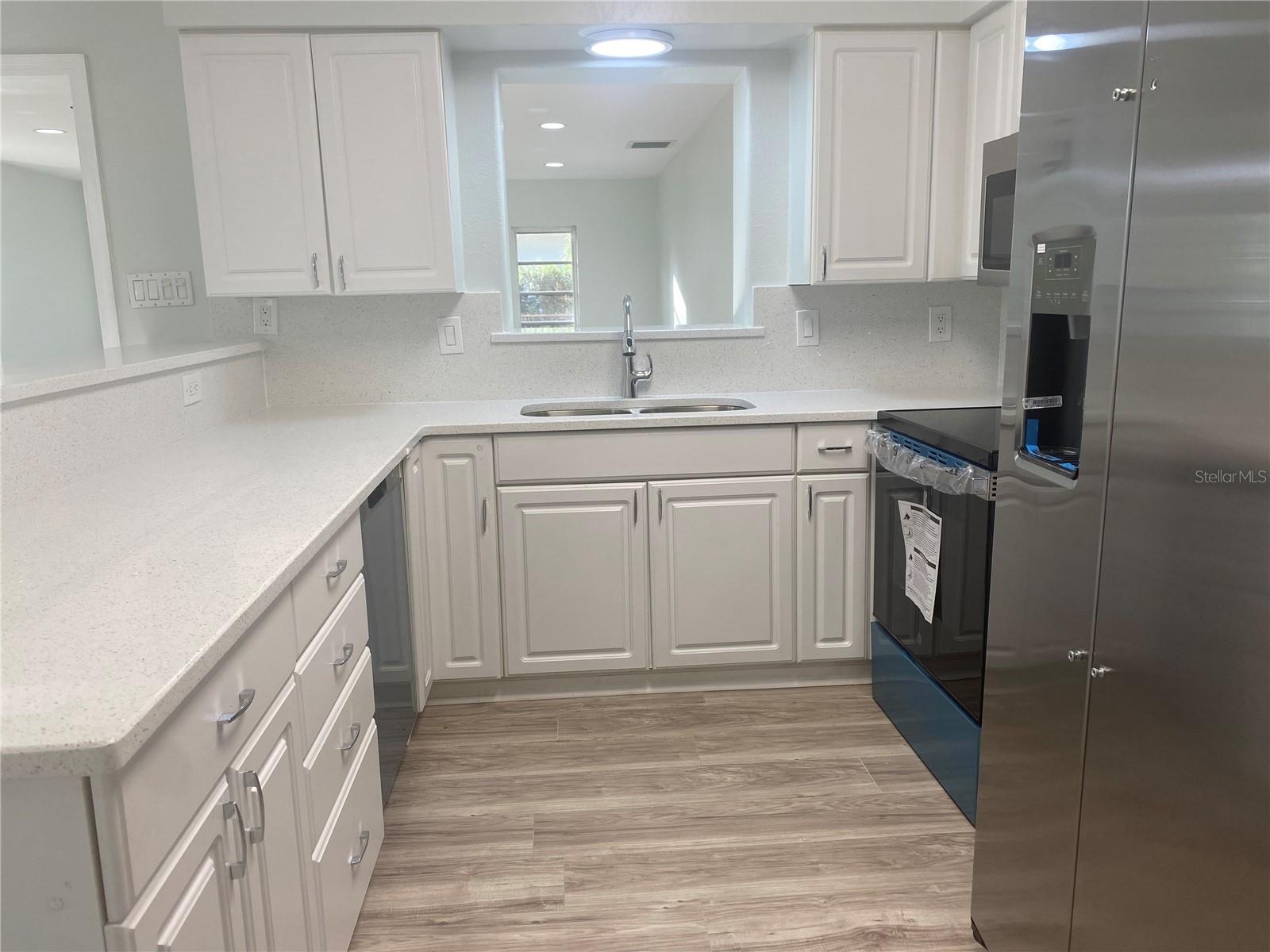 1881 OAK PARK DR N, CLEARWATER, FL, 33764