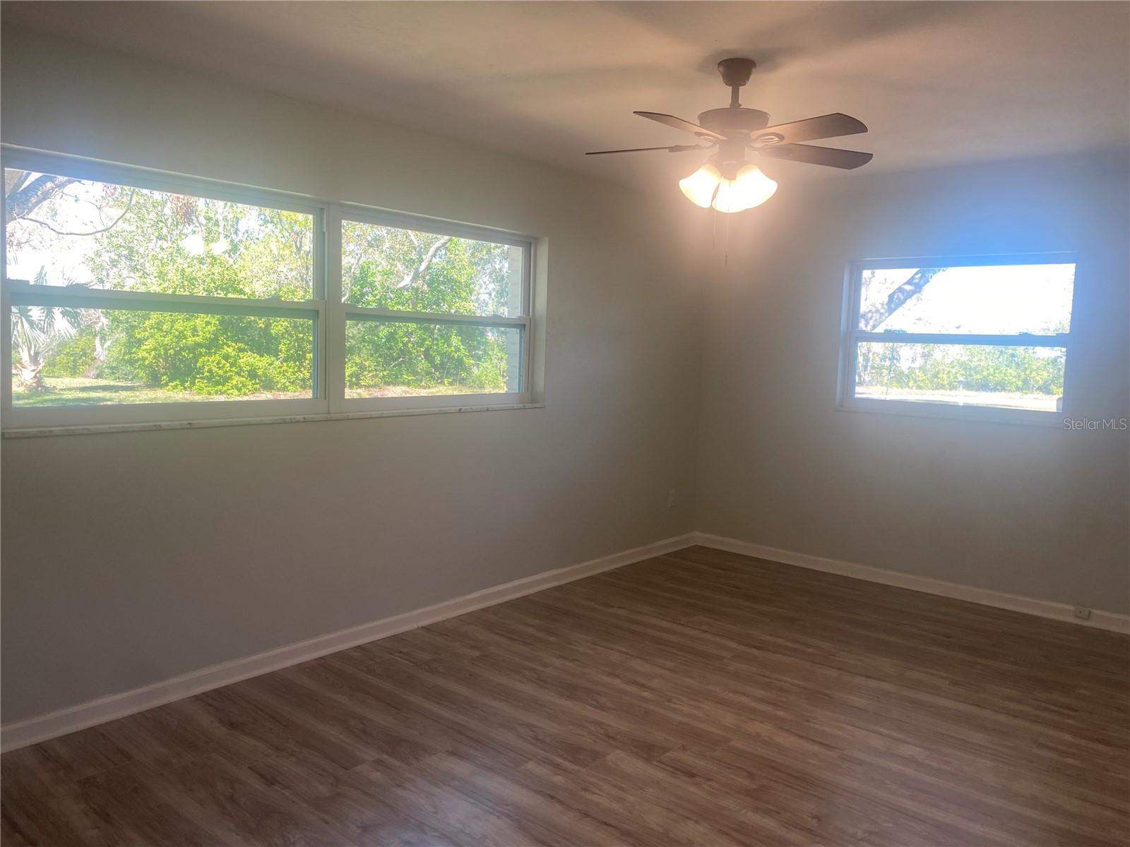 1881 OAK PARK DR N, CLEARWATER, FL, 33764