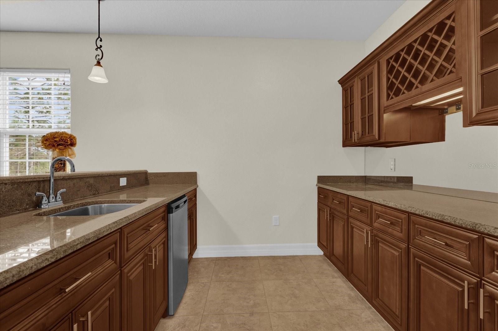 19206 ROBERTSON ST, ORLANDO, FL, 32833