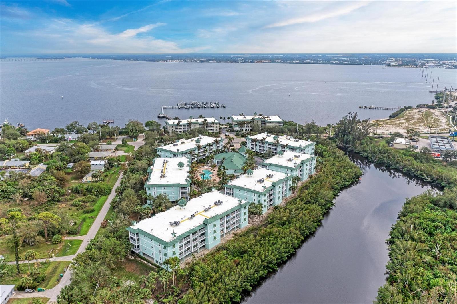 5127 MELBOURNE ST #F302, PUNTA GORDA, FL, 33980