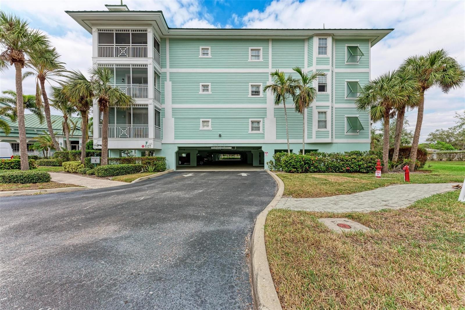 5127 MELBOURNE ST #F302, PUNTA GORDA, FL, 33980