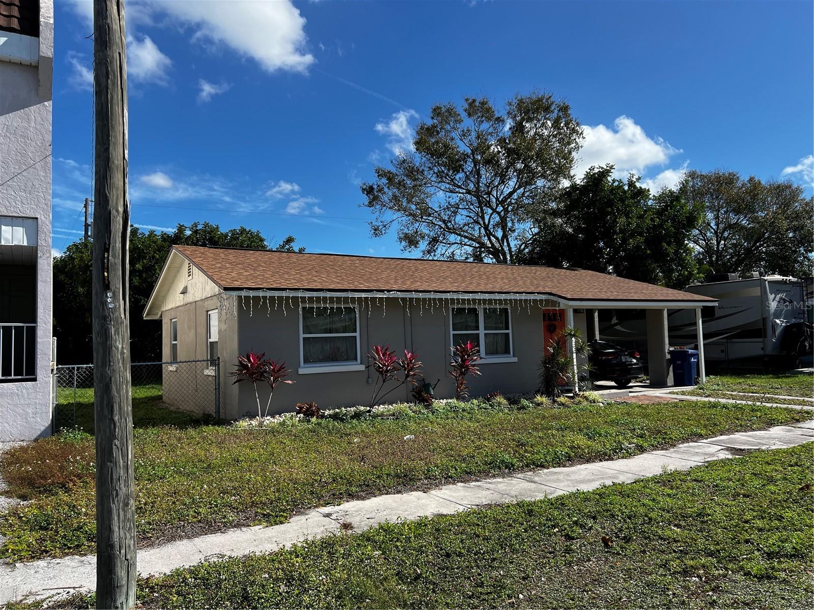 2048 BEE RIDGE RD, SARASOTA, FL, 34239