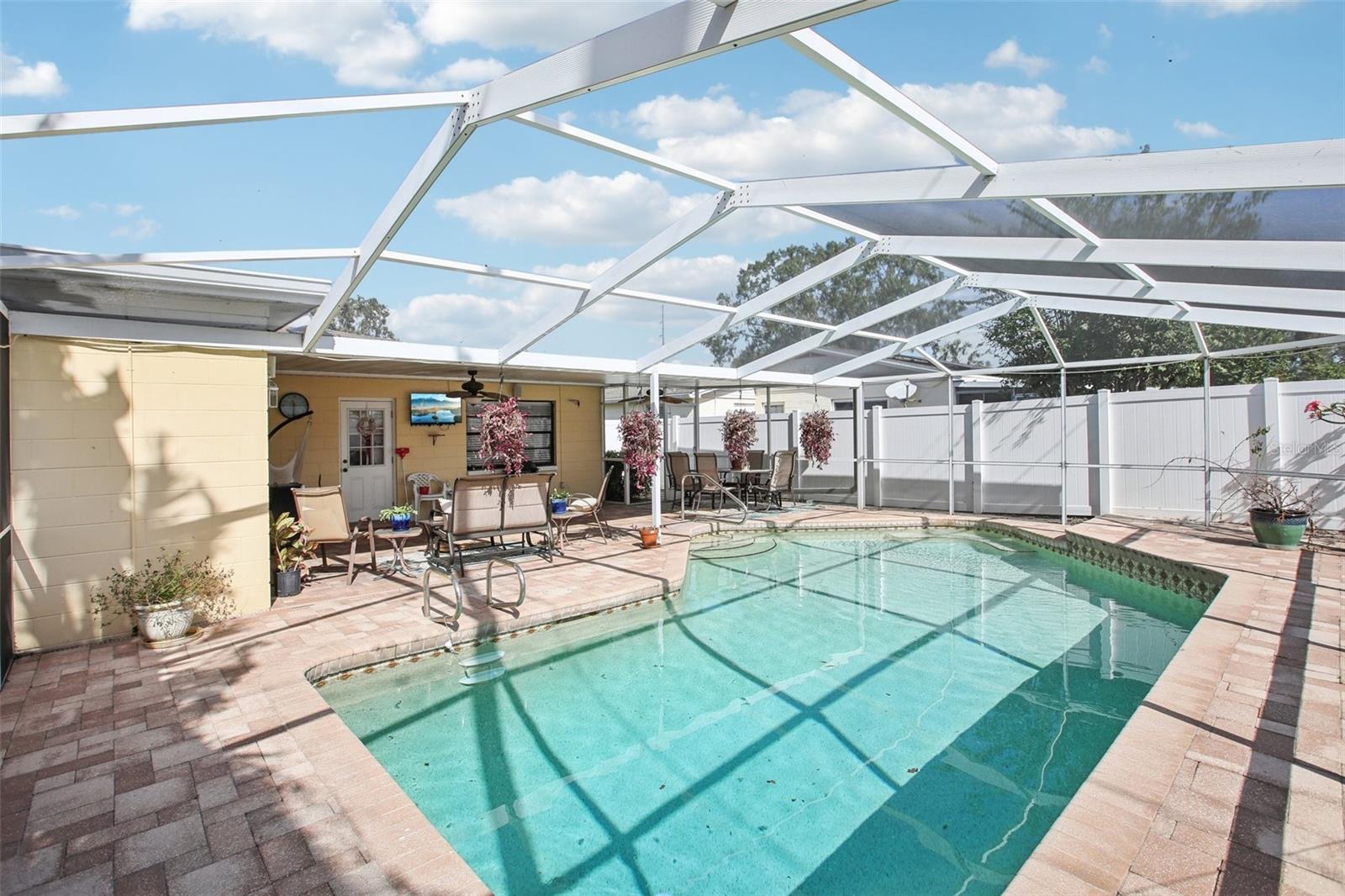 3116 RIVER COVE DR, TAMPA, FL, 33614