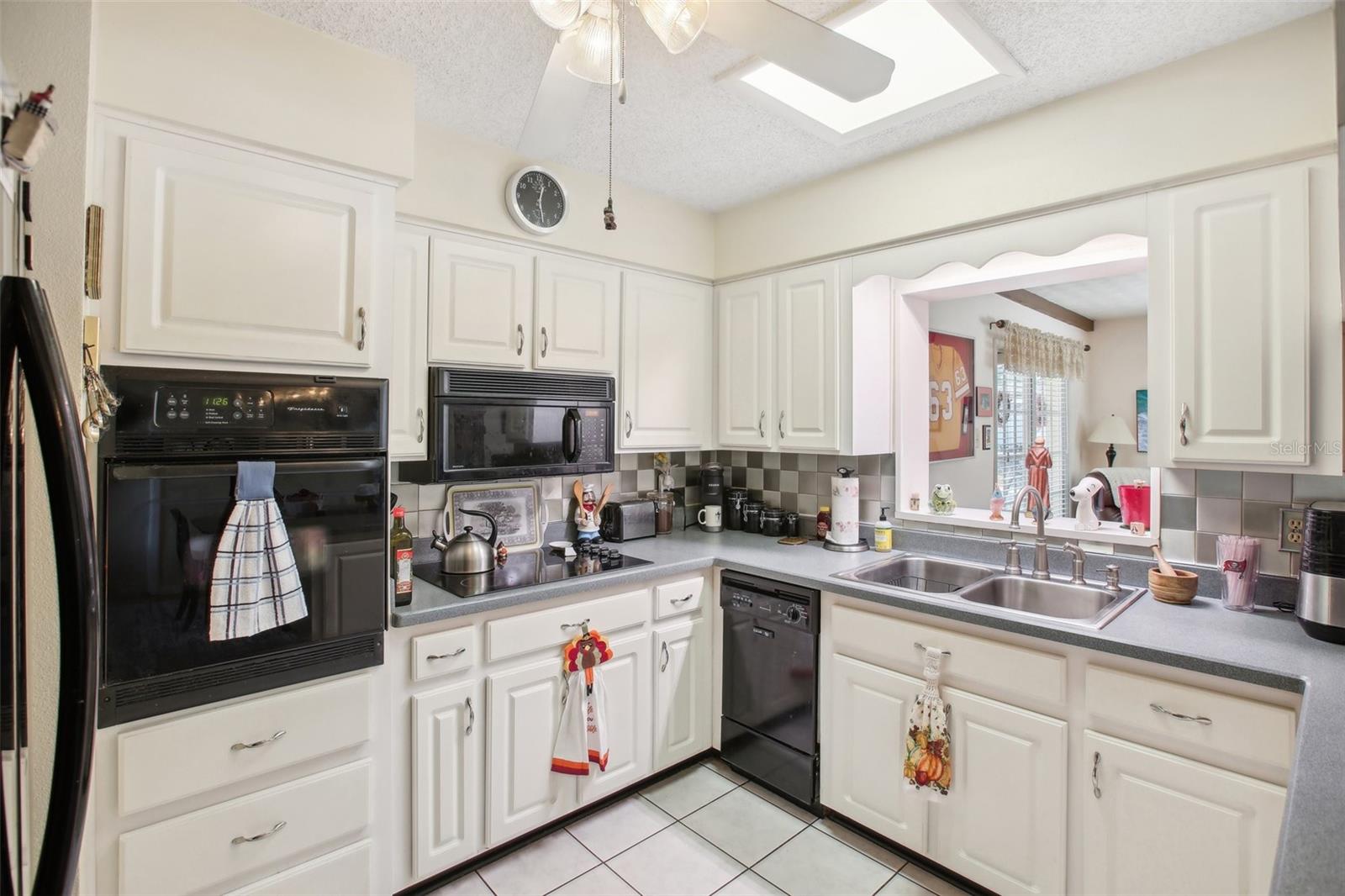 3116 RIVER COVE DR, TAMPA, FL, 33614