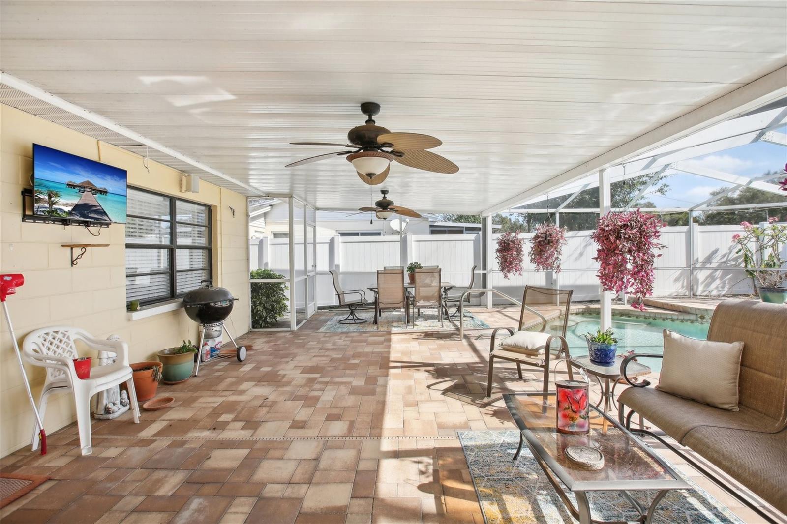 3116 RIVER COVE DR, TAMPA, FL, 33614