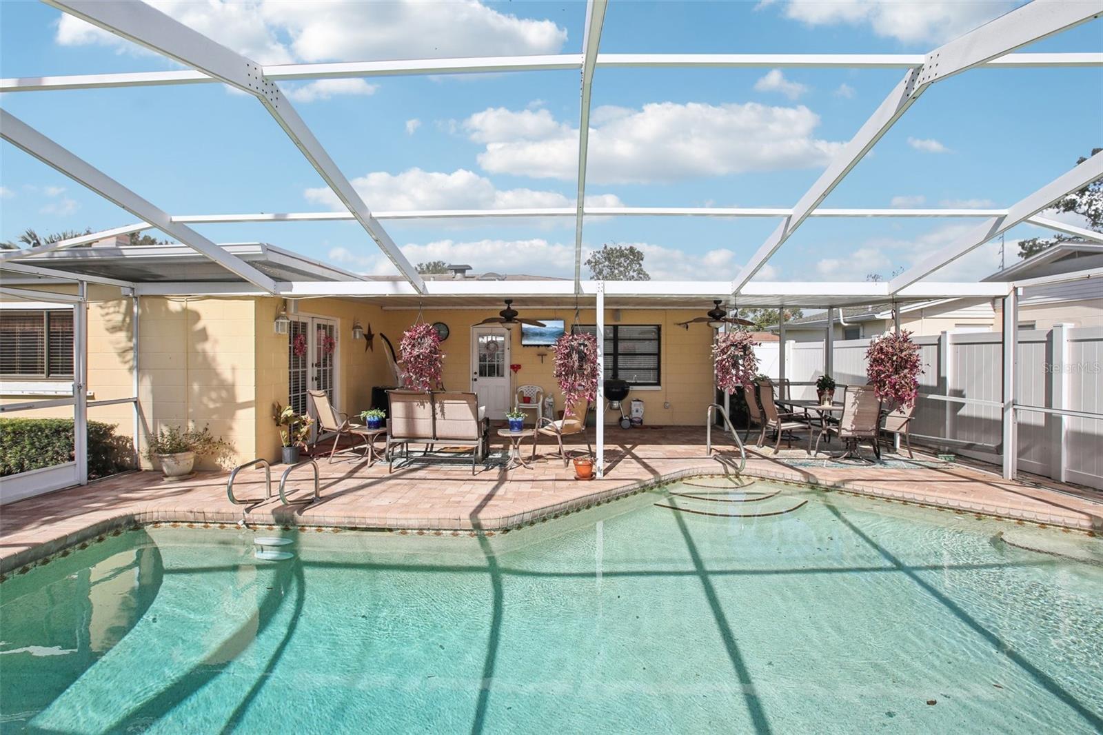 3116 RIVER COVE DR, TAMPA, FL, 33614