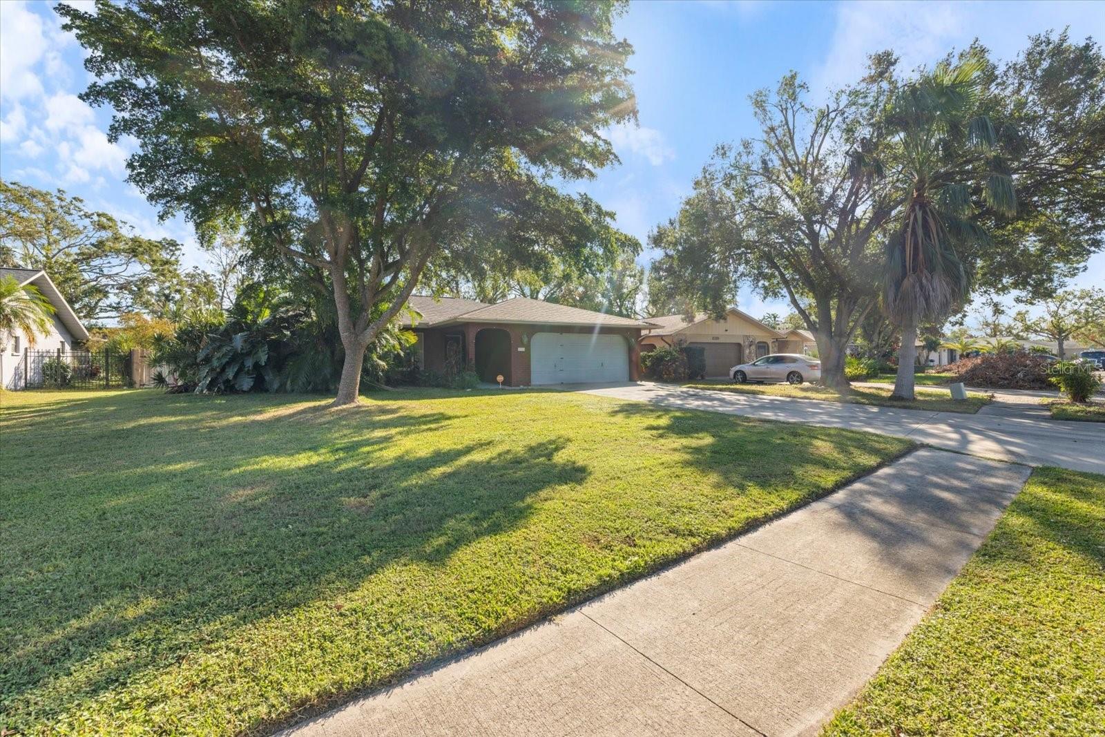 8315 SYLVAN WOODS DR, SARASOTA, FL, 34243