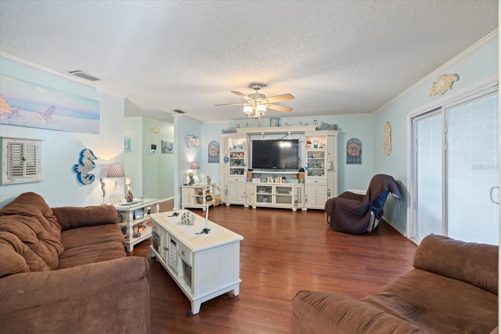 8315 SYLVAN WOODS DR, SARASOTA, FL, 34243