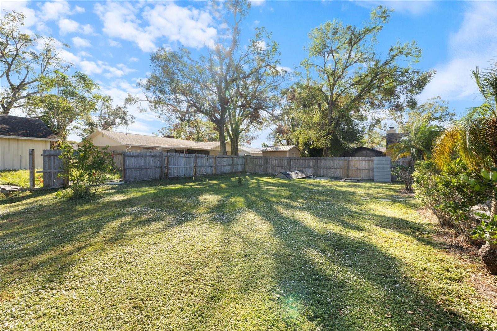 8315 SYLVAN WOODS DR, SARASOTA, FL, 34243