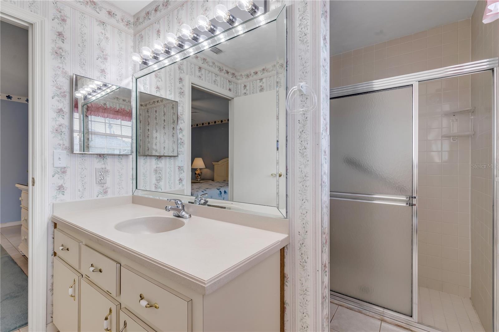 203 FAIRGREEN AVE, NEW SMYRNA BEACH, FL, 32168