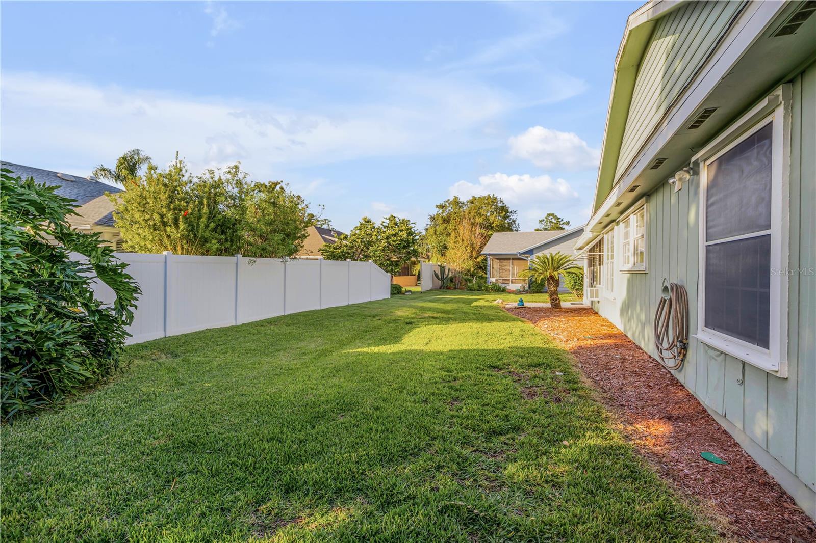 203 FAIRGREEN AVE, NEW SMYRNA BEACH, FL, 32168