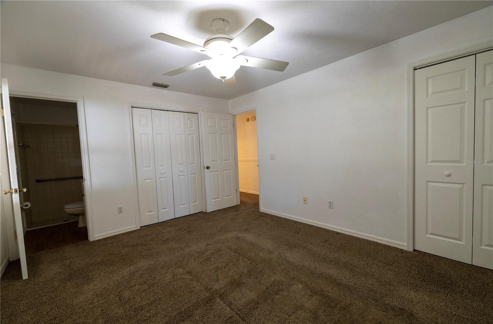 230 SW CHARLIE LN, LAKE CITY, FL, 32024