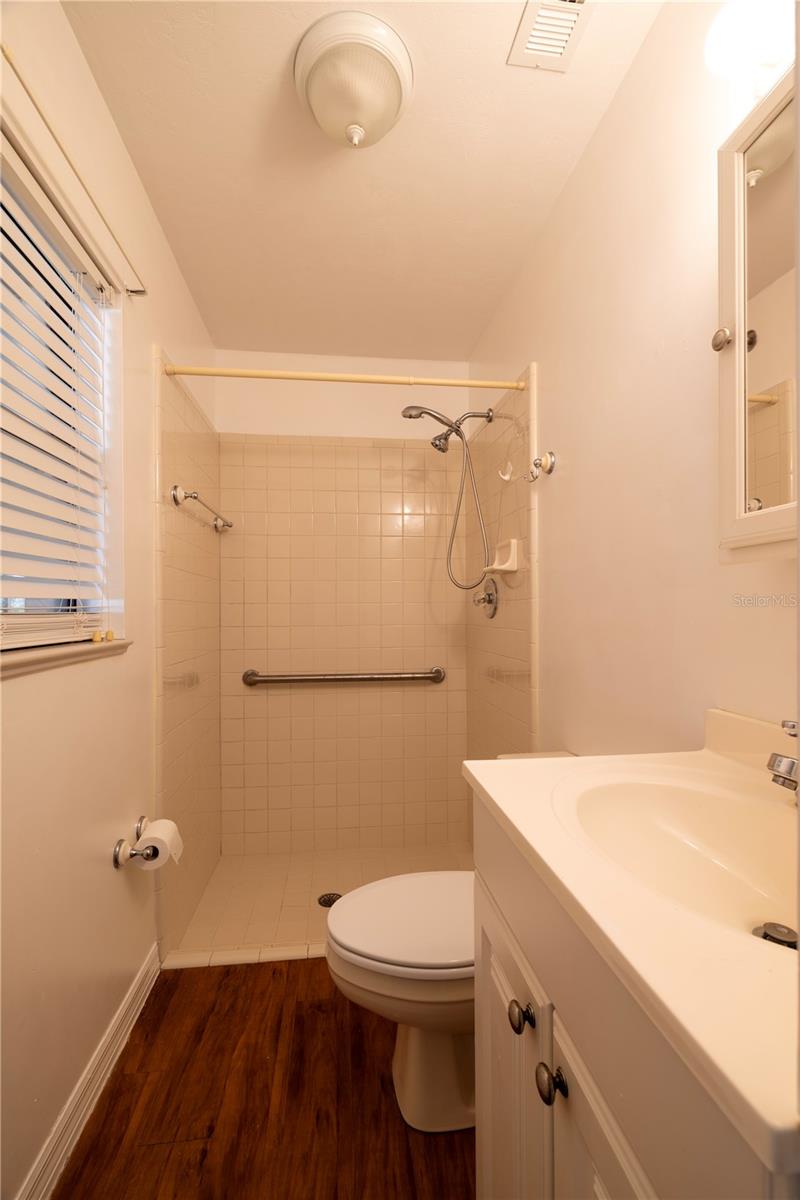 230 SW CHARLIE LN, LAKE CITY, FL, 32024