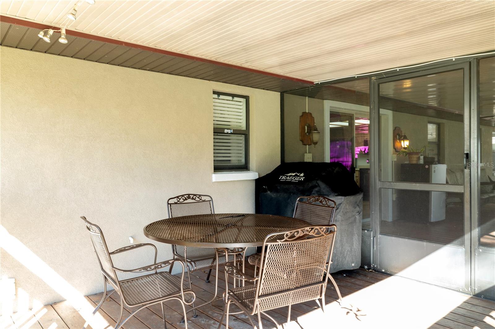 230 SW CHARLIE LN, LAKE CITY, FL, 32024