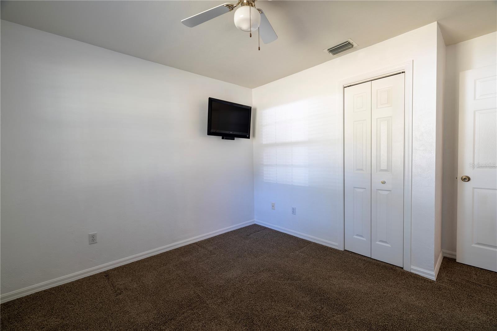 230 SW CHARLIE LN, LAKE CITY, FL, 32024