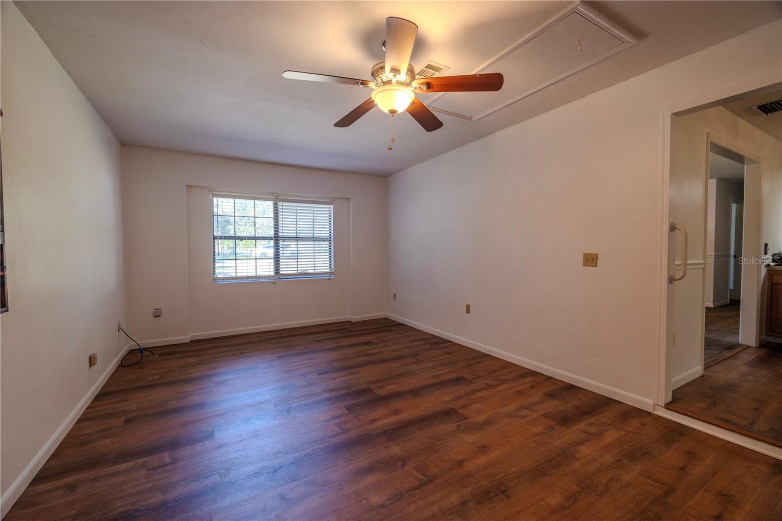 230 SW CHARLIE LN, LAKE CITY, FL, 32024