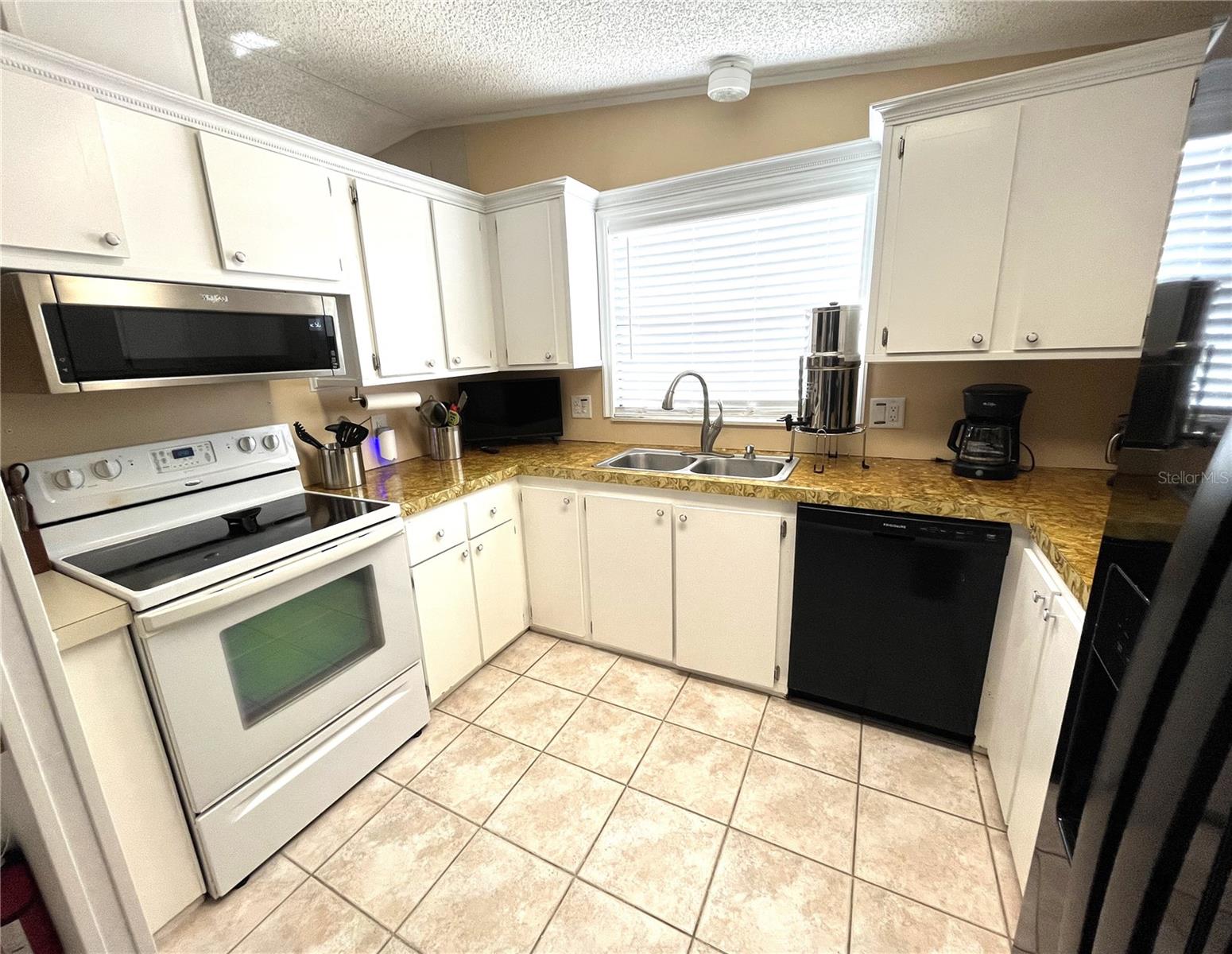 271 CAPTAINS CT, NORTH PORT, FL, 34287