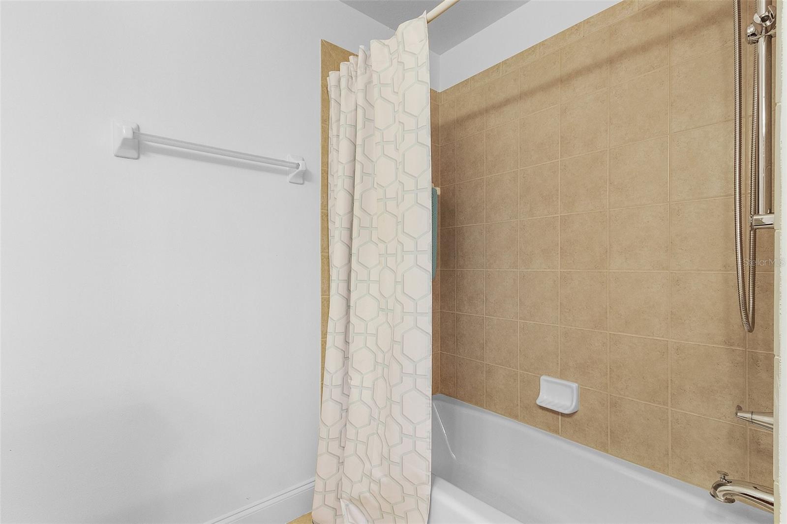 240 W END DR #212, PUNTA GORDA, FL, 33950