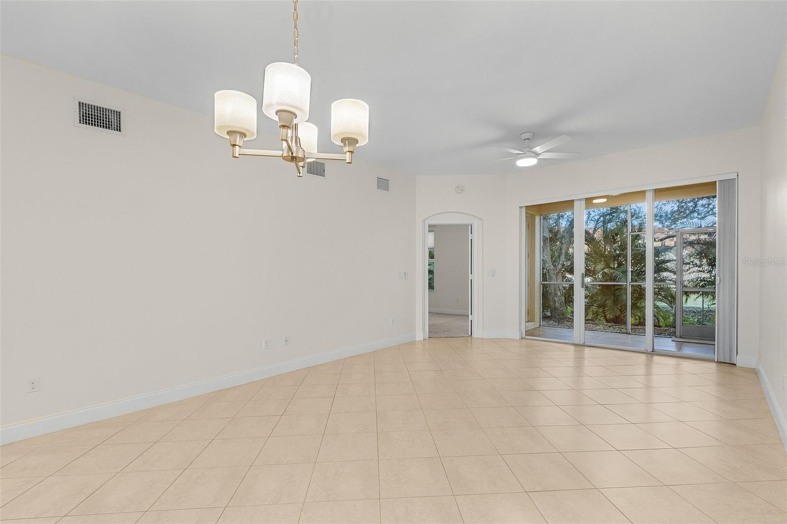 240 W END DR #212, PUNTA GORDA, FL, 33950