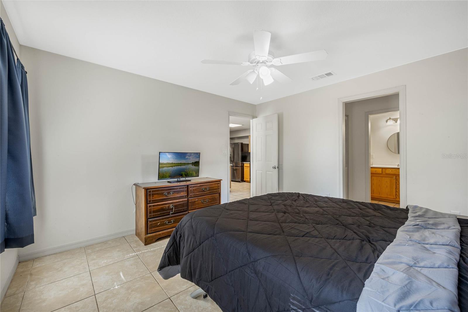 40335 PALM ST, LADY LAKE, FL, 32159