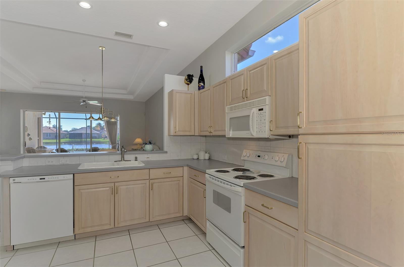 3238 OSPREY LN, PORT CHARLOTTE, FL, 33953