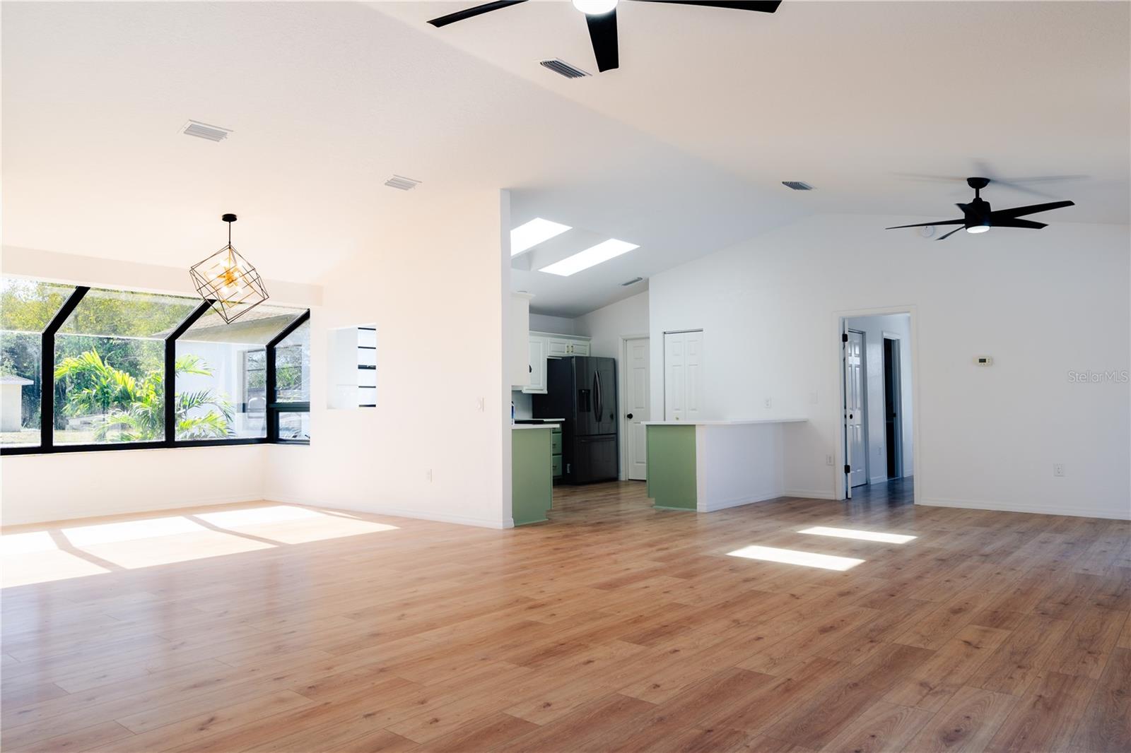 9053 NAKOMA WAY, WEEKI WACHEE, FL, 34613