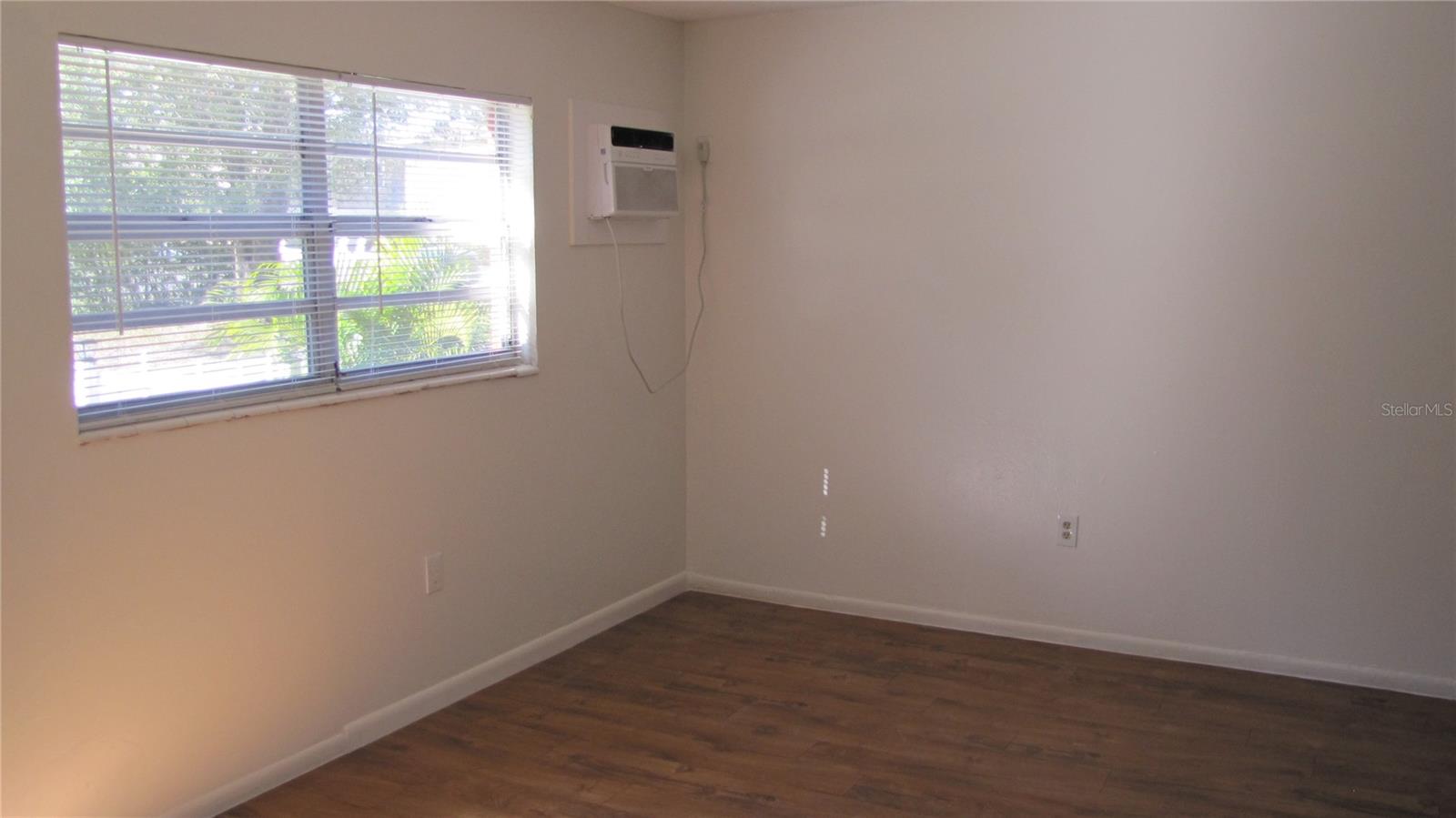 10807 N 11TH ST, TAMPA, FL, 33612