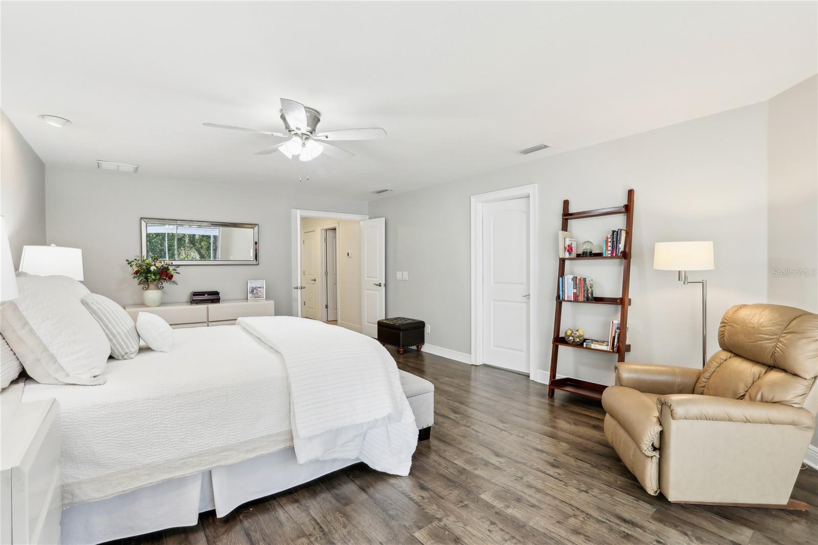 13926 CLUBHOUSE CIR #4, TAMPA, FL, 33618