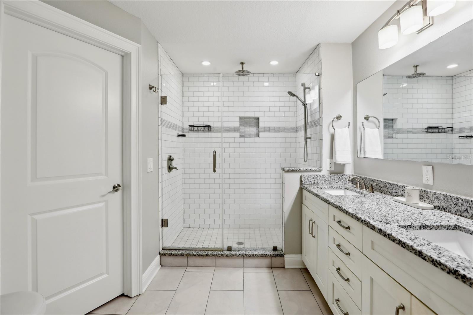 13926 CLUBHOUSE CIR #4, TAMPA, FL, 33618